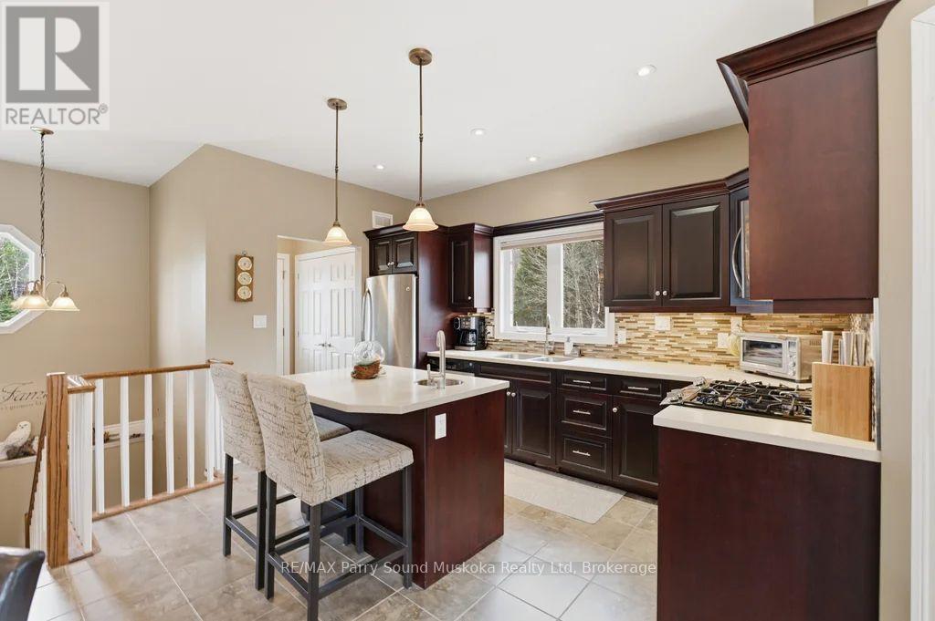 132 LAWSON DRIVE - 11