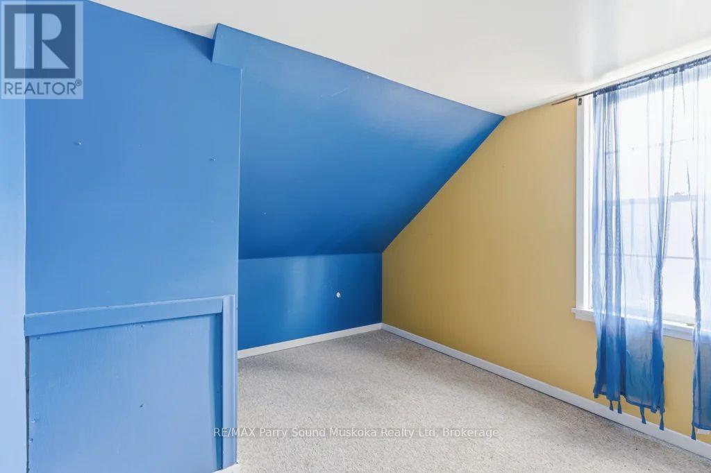 132 LAWSON DRIVE - 34