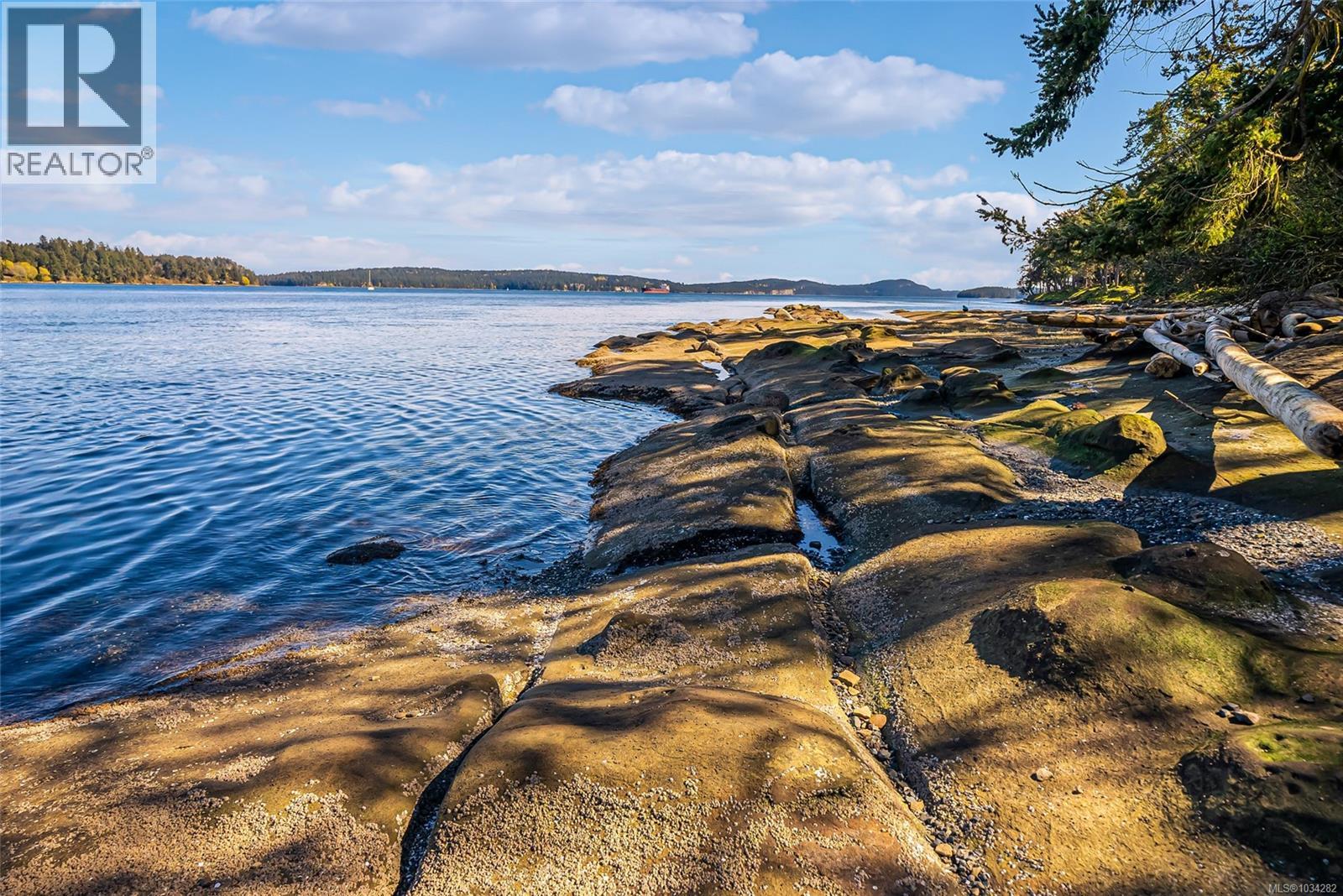 970 Sea Fern Lane, Mudge Island
