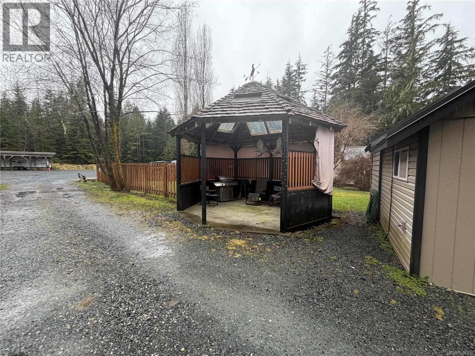 17161 Parkinson Rd - 33