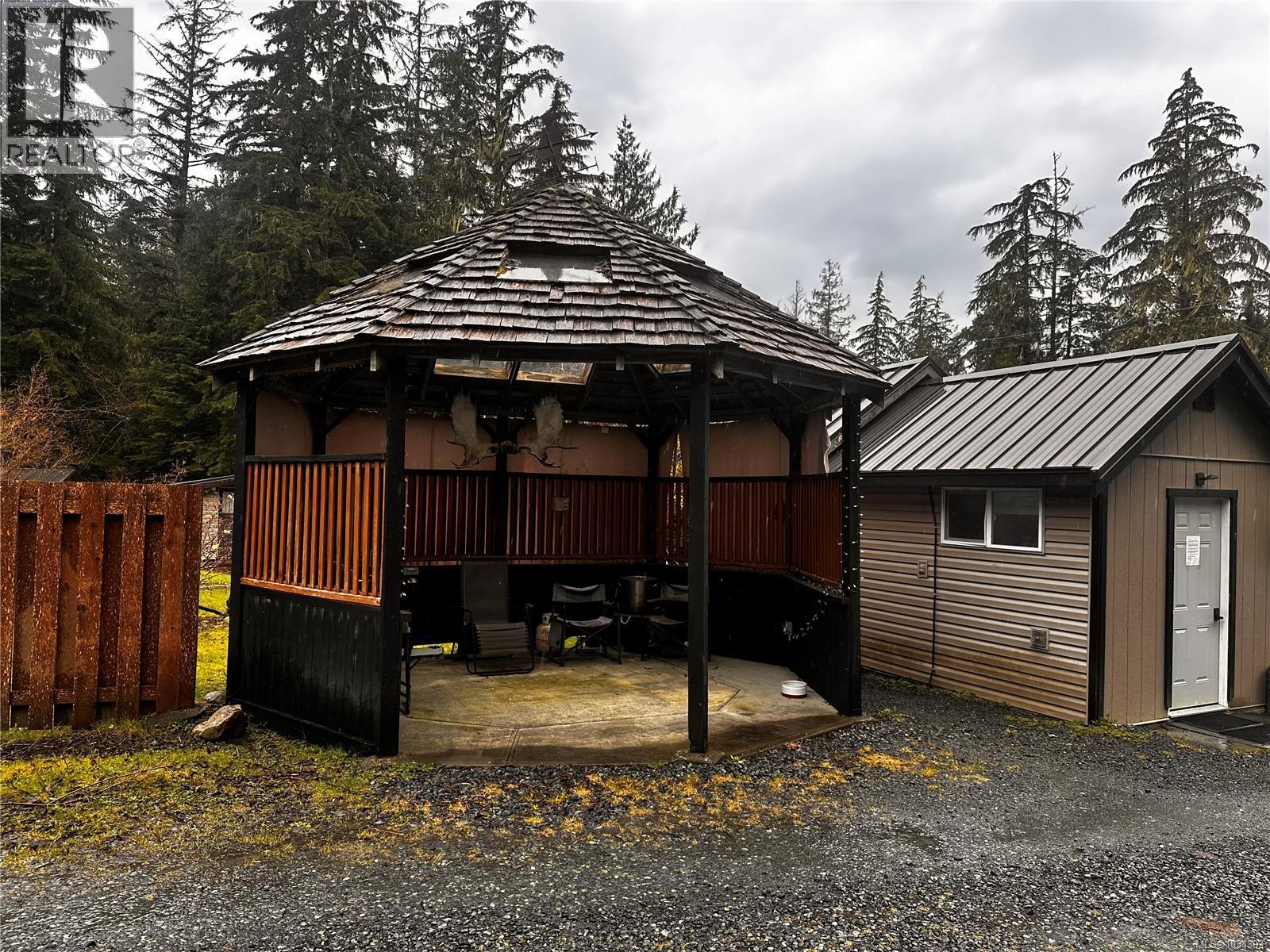 17161 Parkinson Rd - 14