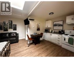 17161 Parkinson Rd, Port Renfrew, BC V0S1K0 Photo 28