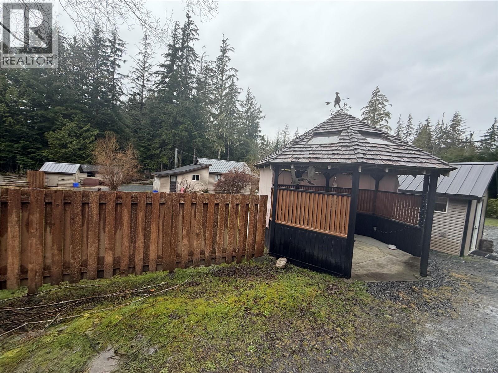 17161 Parkinson Rd - 12