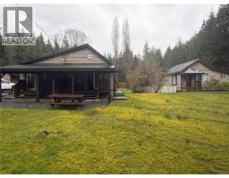 Bathroom - 17161 Parkinson Rd, Port Renfrew, BC V0S1K0 Photo 9