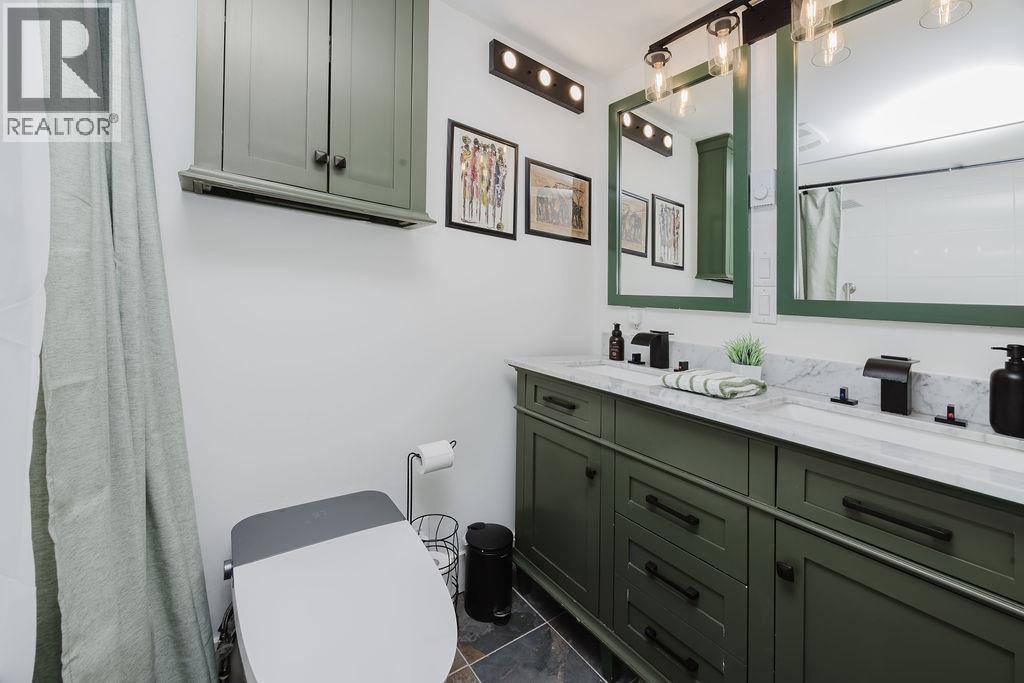 17 689 PARK ROAD, Gibsons