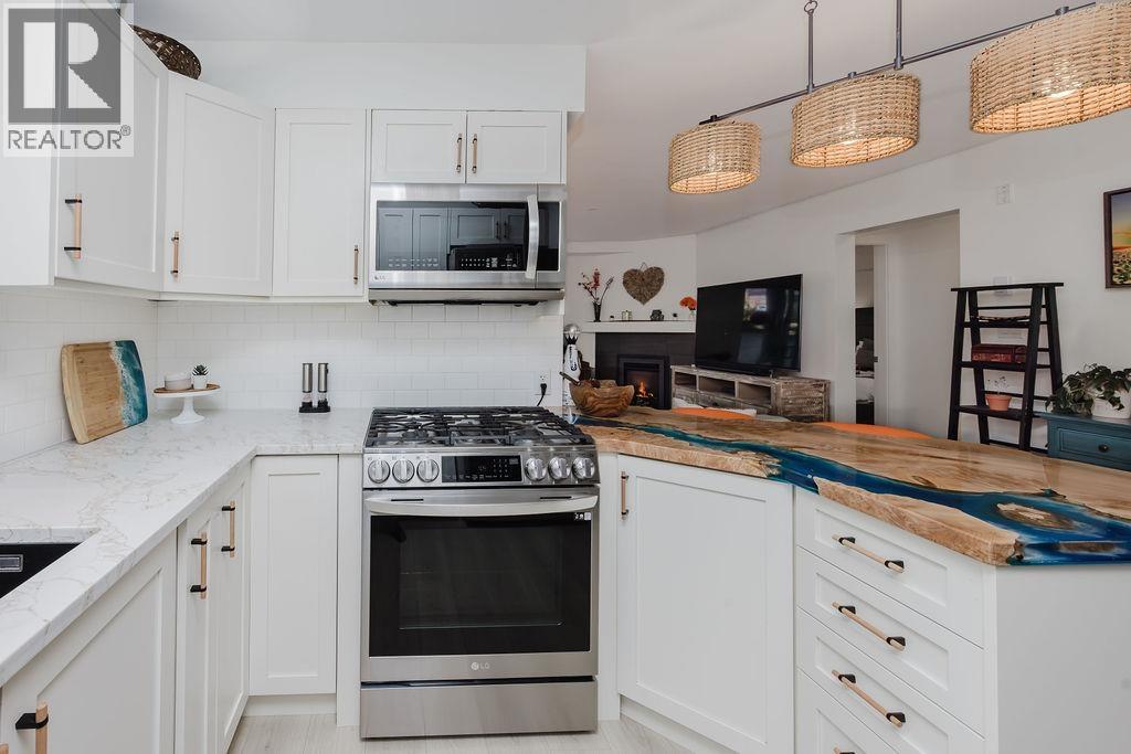 17 689 PARK ROAD, Gibsons