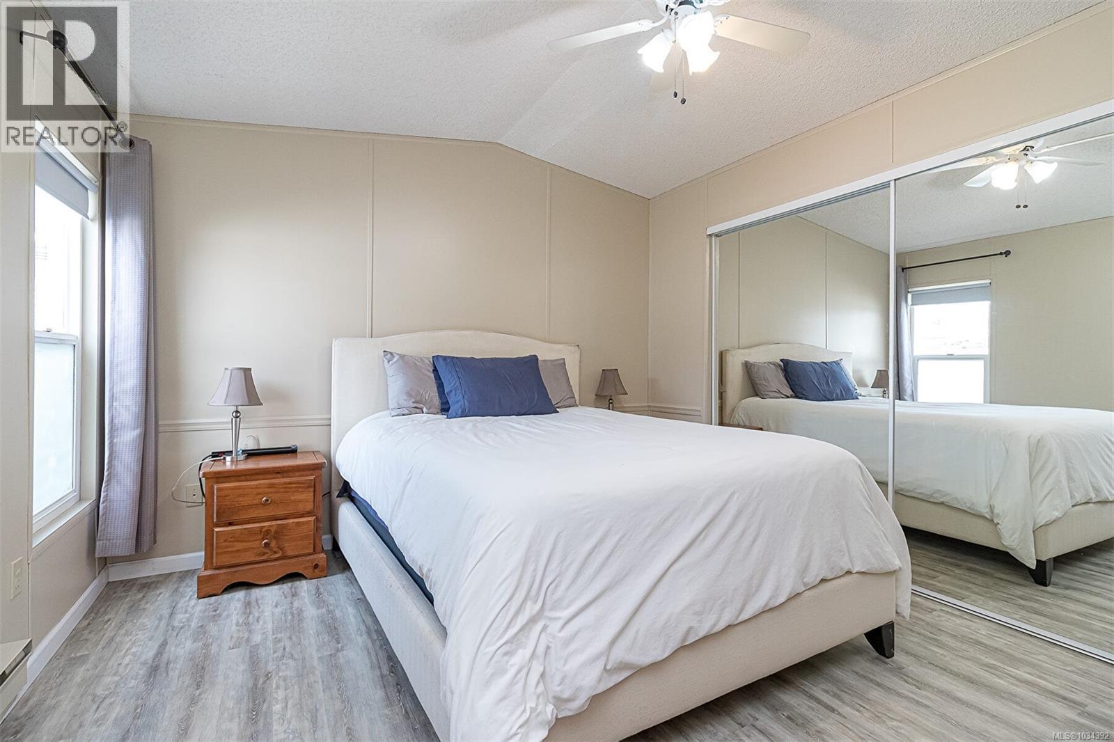#84 7583 Central Saanich Rd - 11