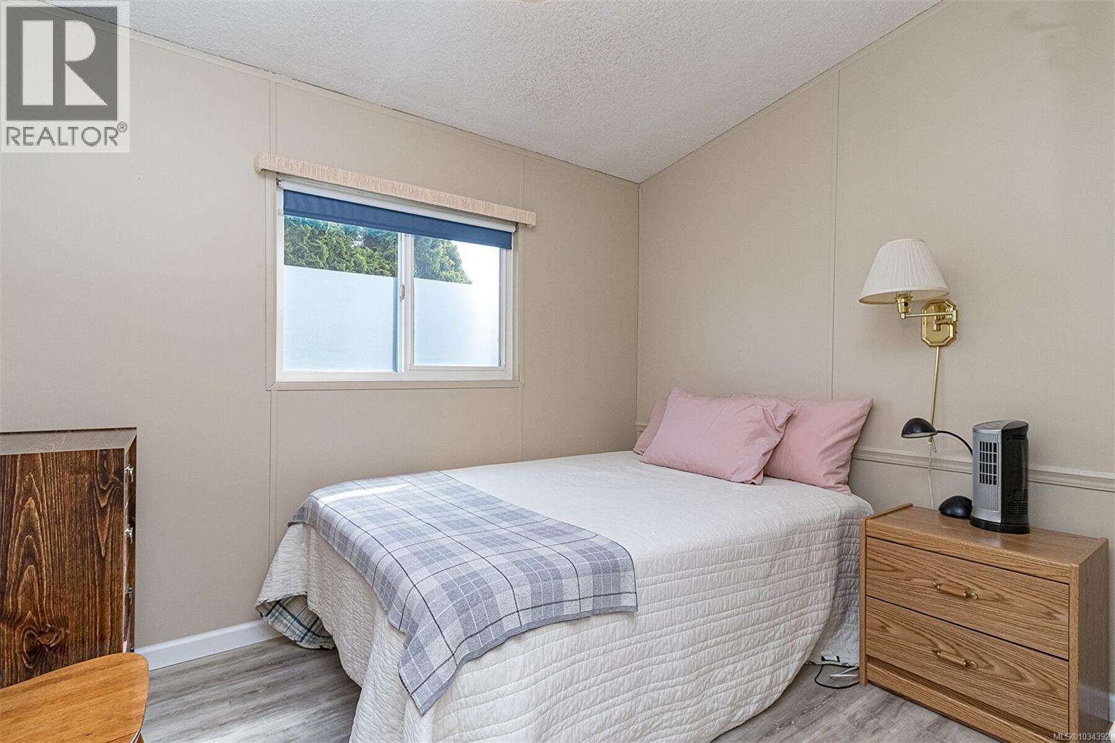 #84 7583 Central Saanich Rd - 14