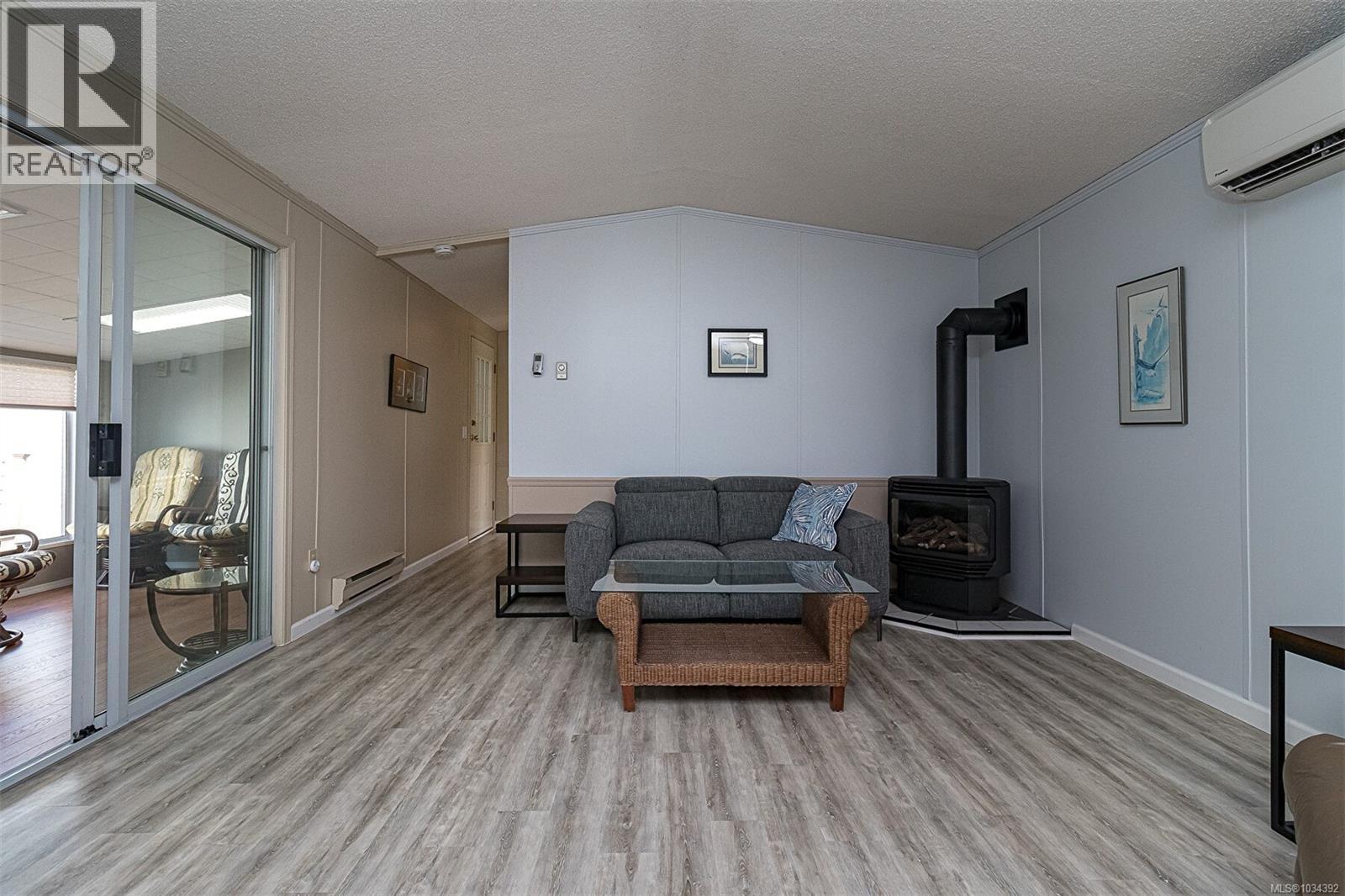 #84 7583 Central Saanich Rd - 4
