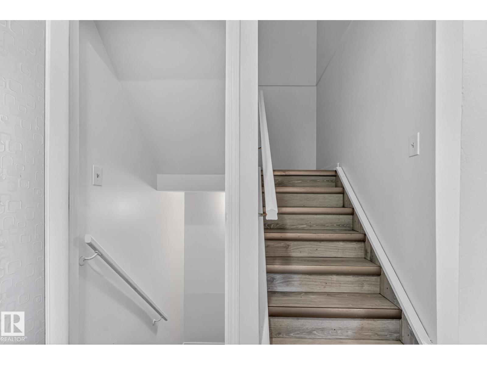 18625 66 AV NW, Edmonton