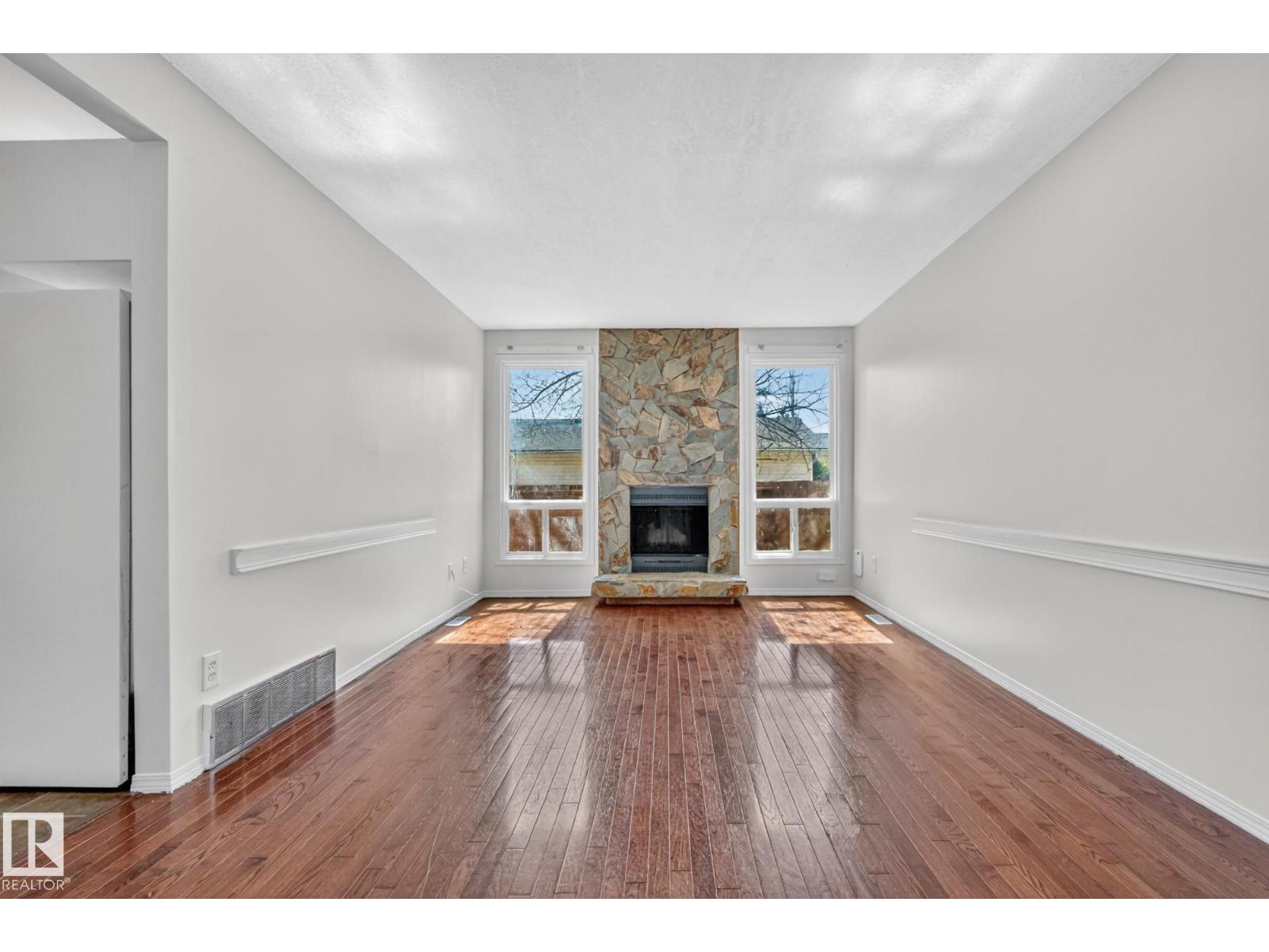 18625 66 AV NW - 7