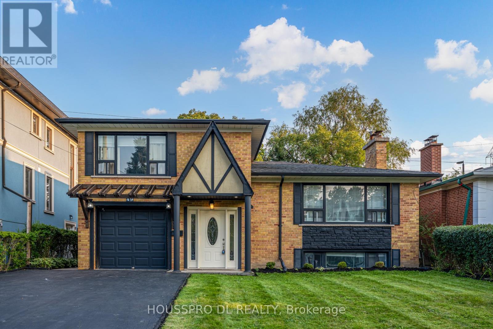 49 BOWERBANK DRIVE - 2