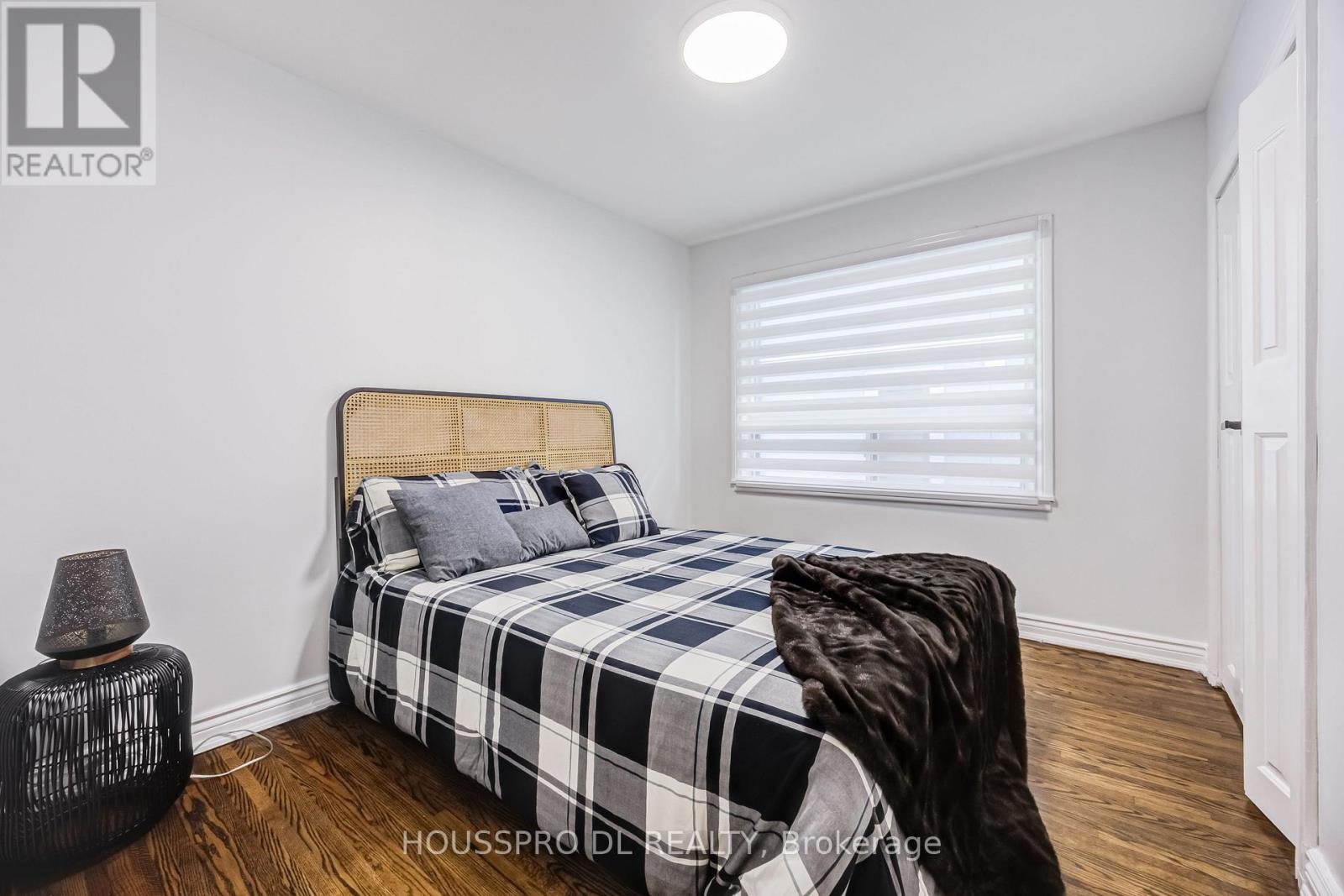 49 BOWERBANK DRIVE - 22