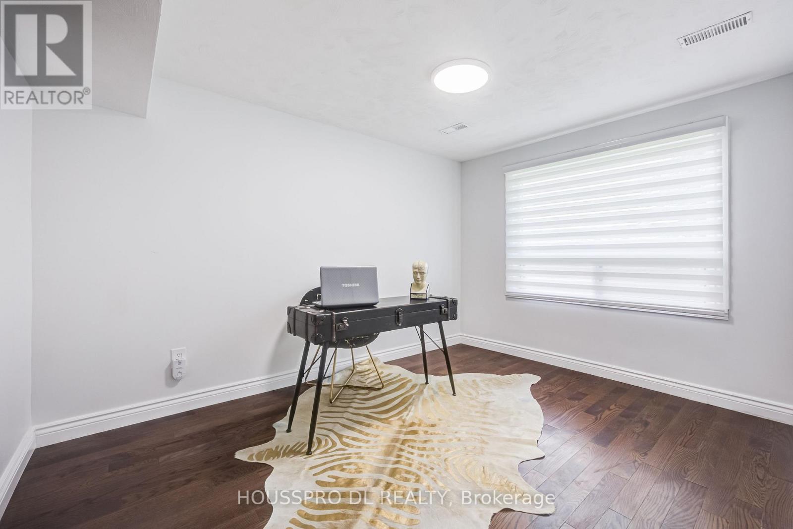 49 BOWERBANK DRIVE - 30
