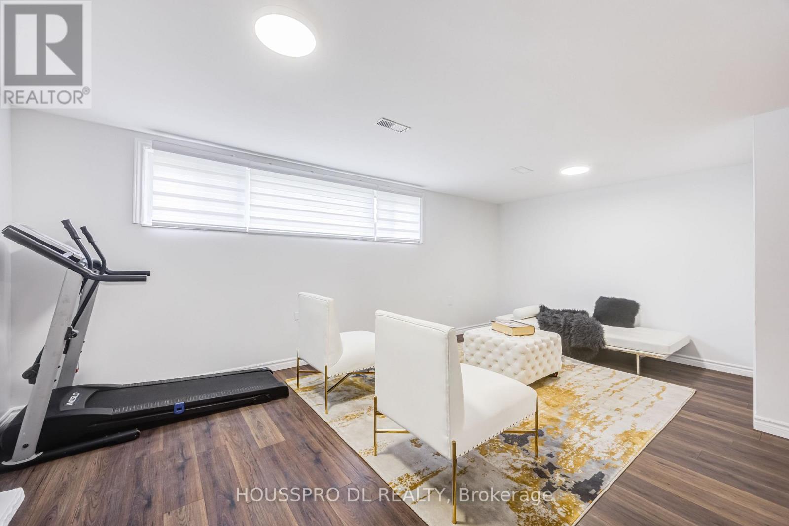49 BOWERBANK DRIVE - 42