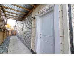 1892 King George Boulevard, Surrey, BC V4A5A1 Photo 8