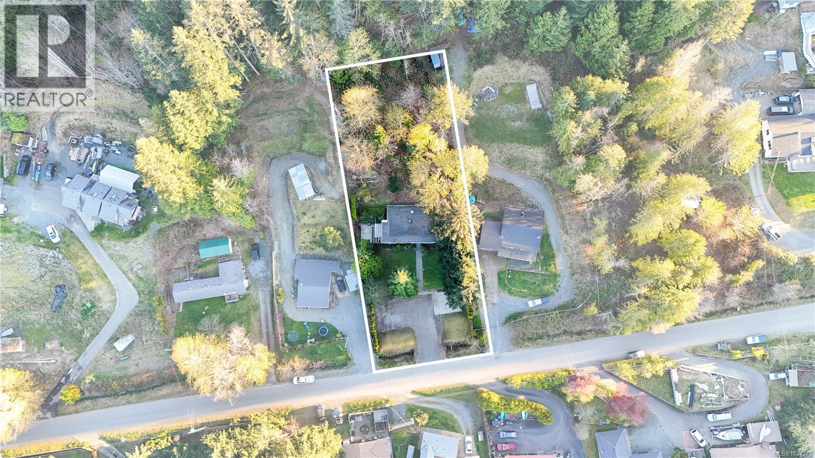 2994 Hillview Rd, Lantzville