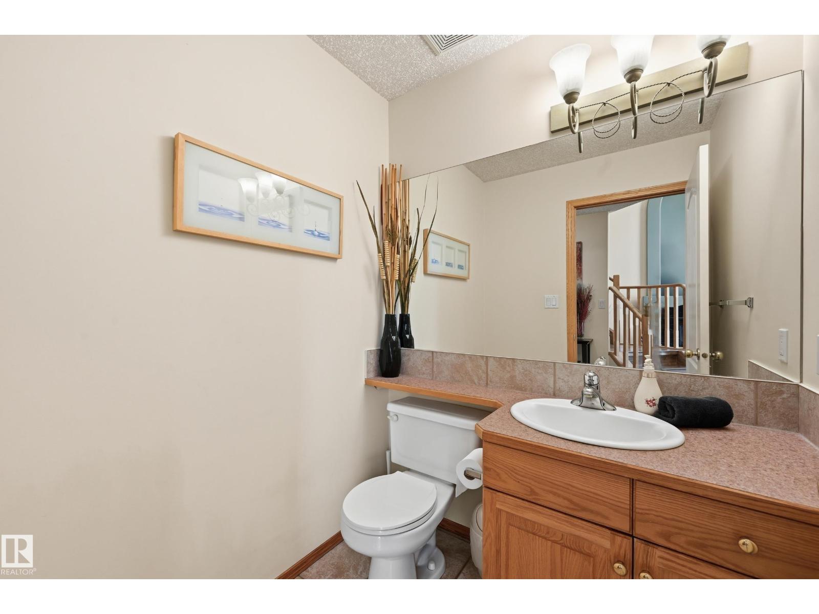 10331 156 AV NW, Edmonton