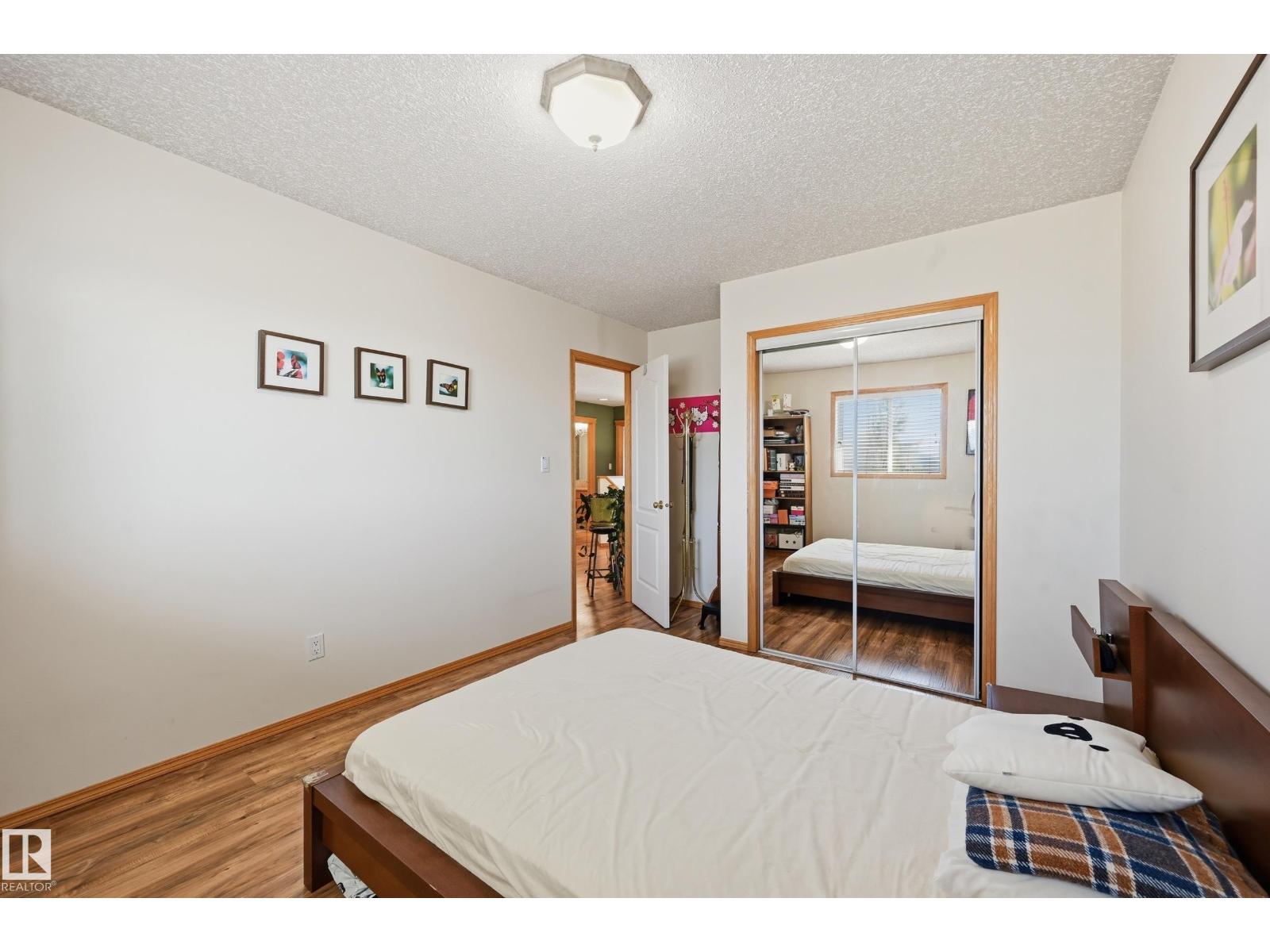 10331 156 AV NW, Edmonton