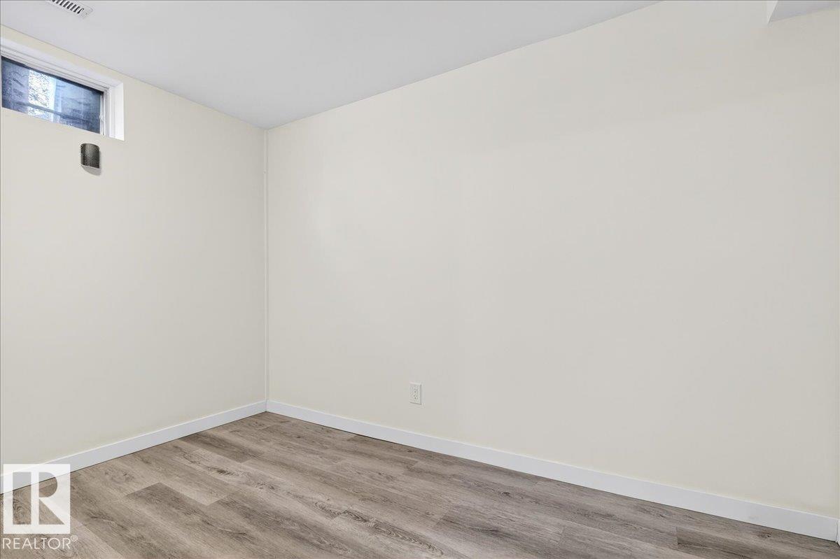 9915 173 AV NW - 31