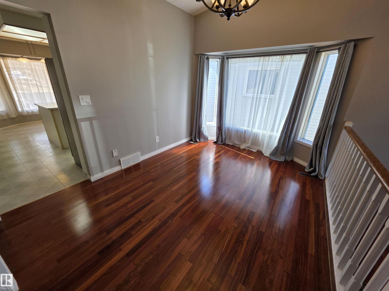 18911 80 AV NW NW, Edmonton