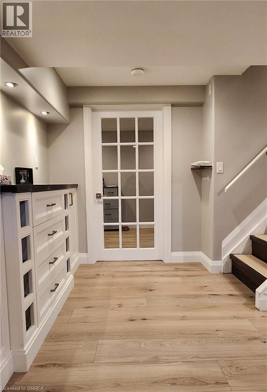 7 BRIER Crescent Unit# LOWER, Brantford, Ontario, N3R3M5 — Photo 5