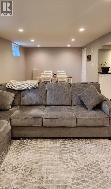 7 BRIER Crescent Unit# LOWER, Brantford, Ontario, N3R3M5 — Photo 9