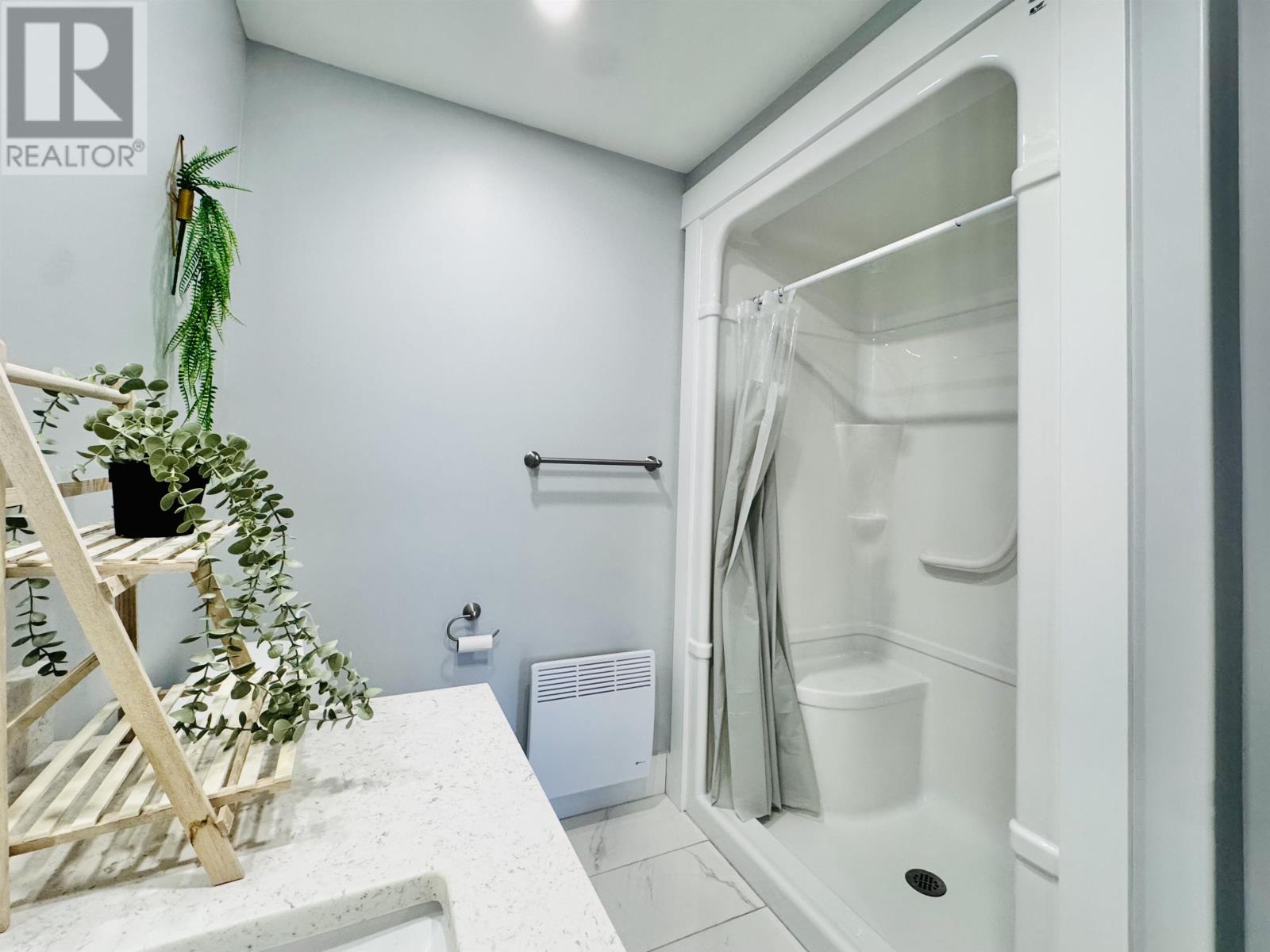 #305 24 Gilbert Drive - 28