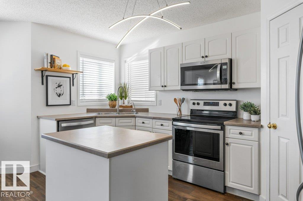 4272 24 ST NW, Edmonton