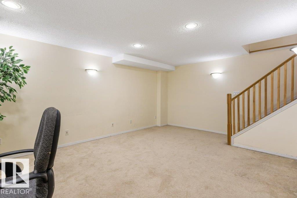 4272 24 ST NW, Edmonton