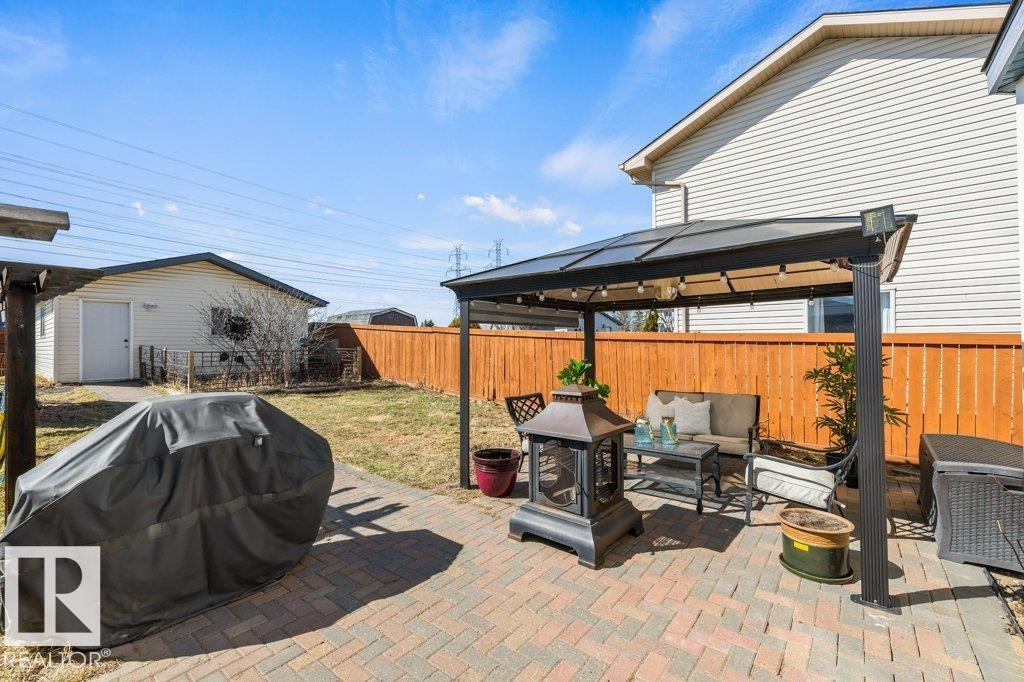 4272 24 ST NW, Edmonton
