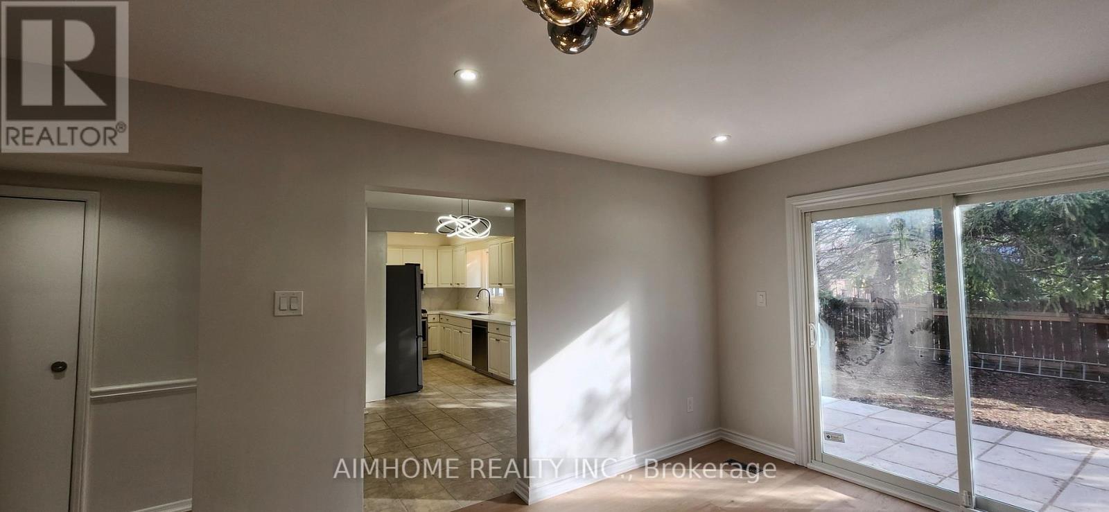 31 SPANHOUSE CRESCENT - 8