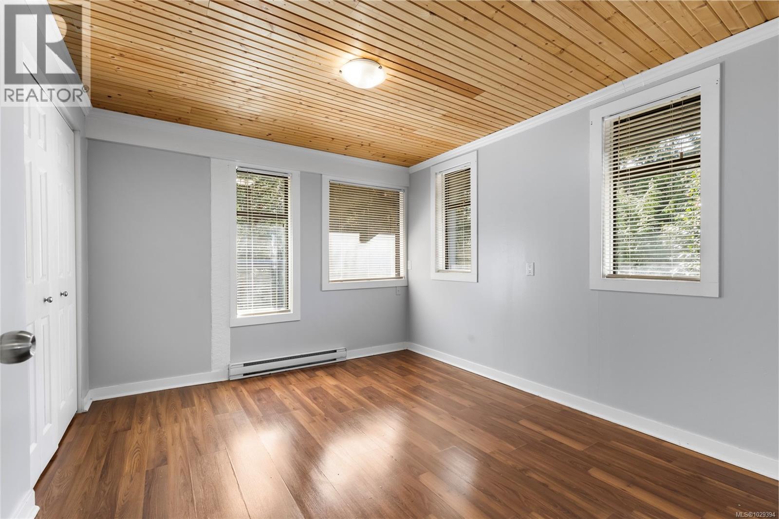 852 Walfred Rd - 34