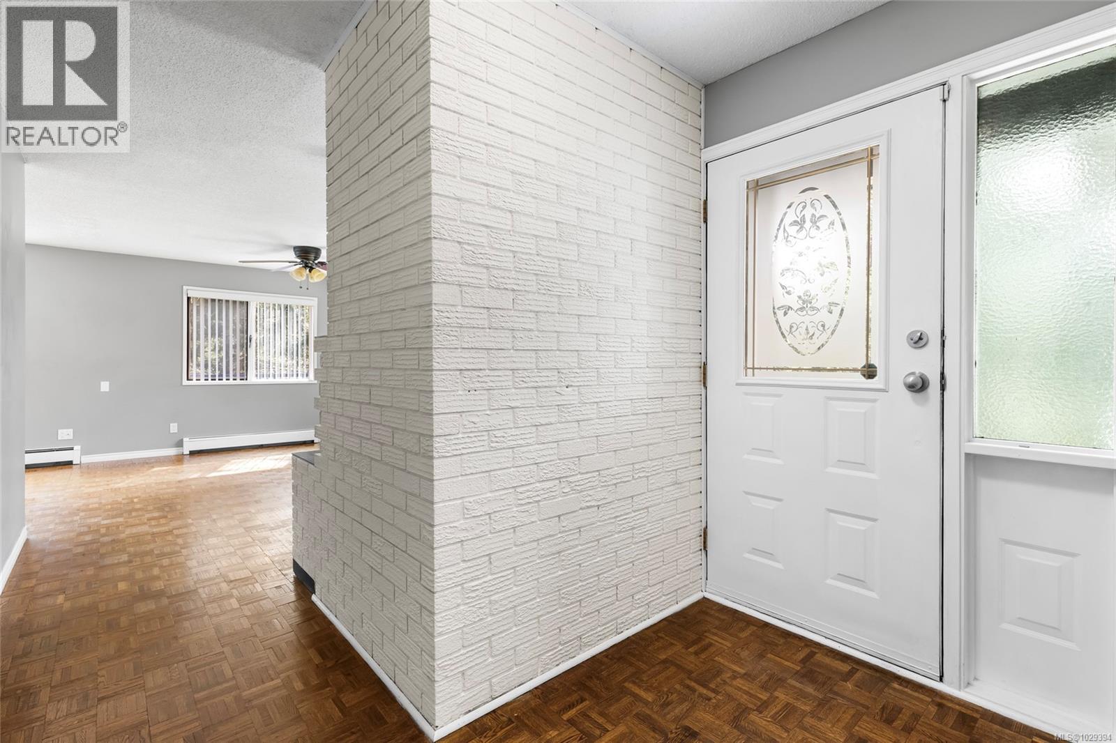 852 Walfred Rd - 9