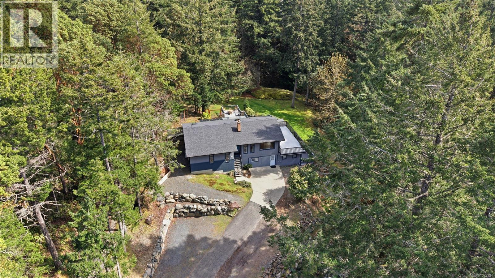 852 Walfred Rd - 2