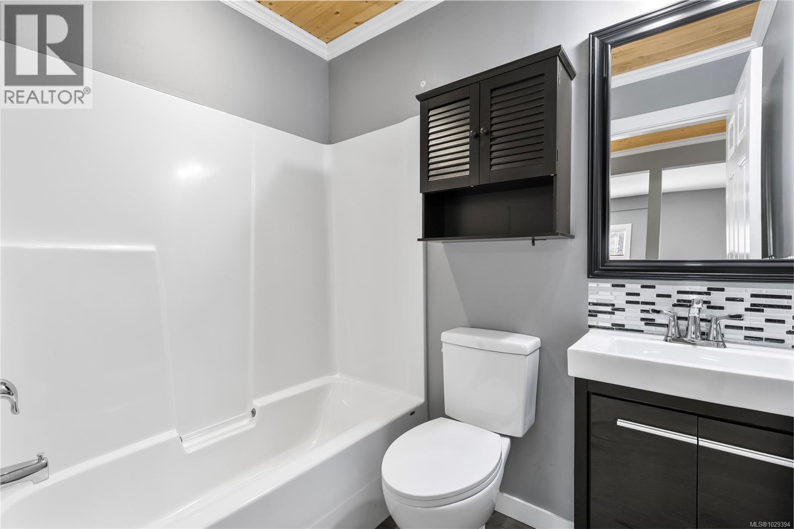 852 Walfred Rd - 32