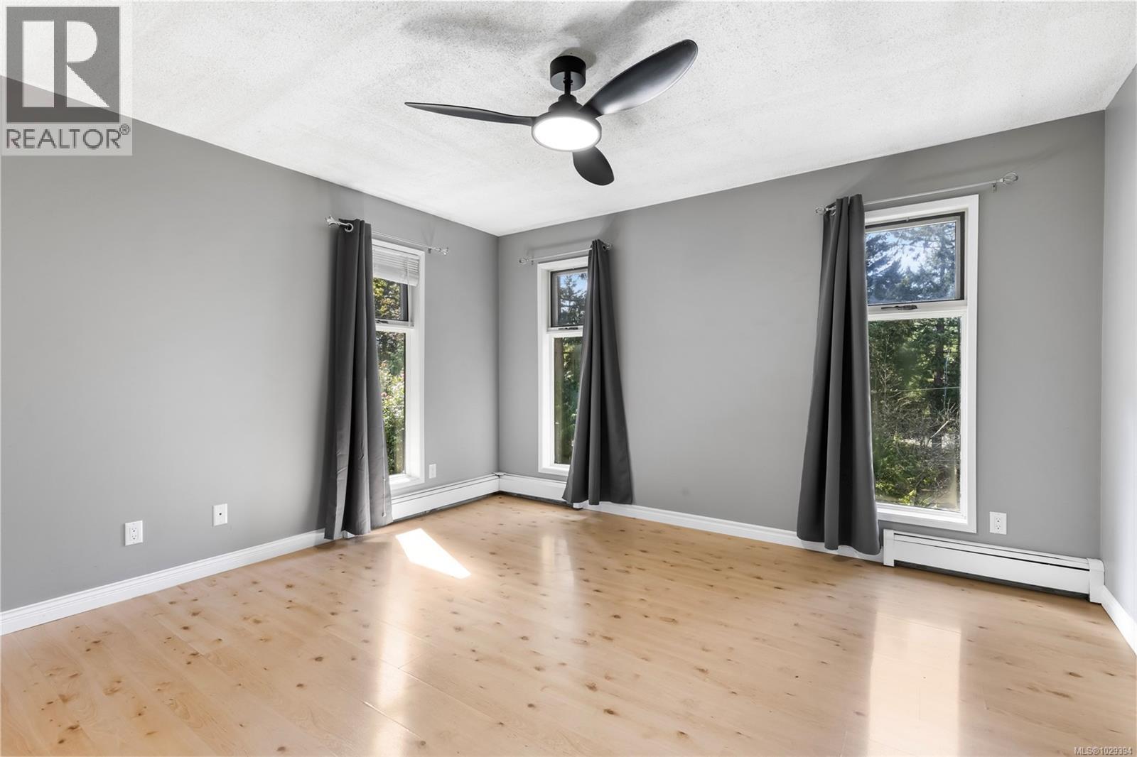 852 Walfred Rd - 18