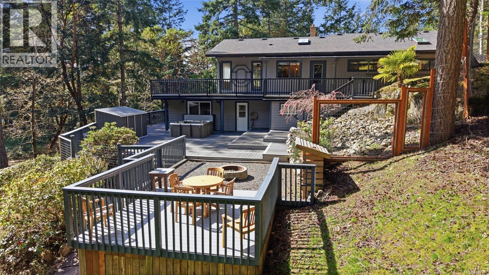 852 Walfred Rd - 49