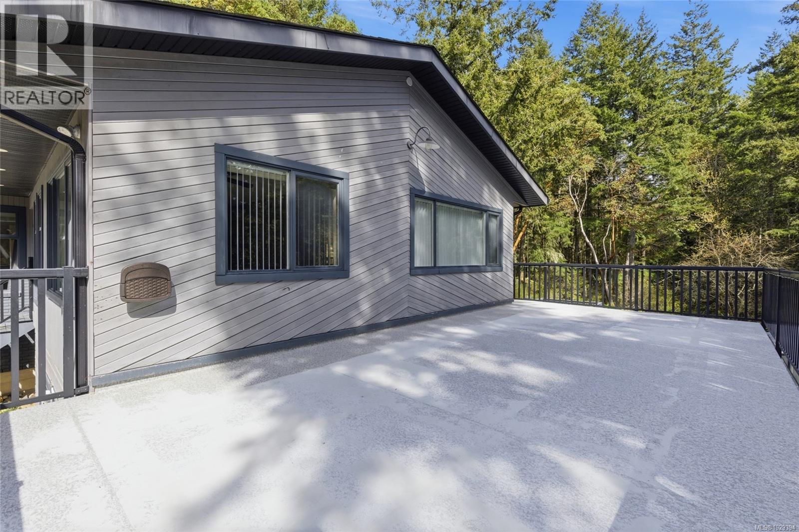 852 Walfred Rd - 38
