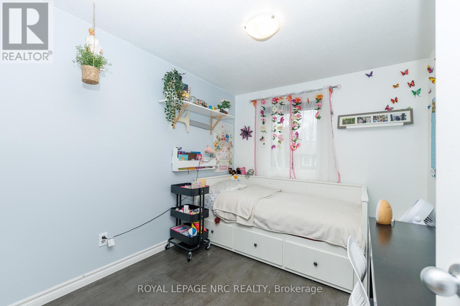 #64 77 LINWELL ROAD - 16