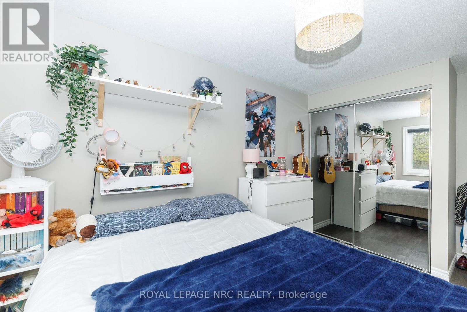 #64 77 LINWELL ROAD - 17