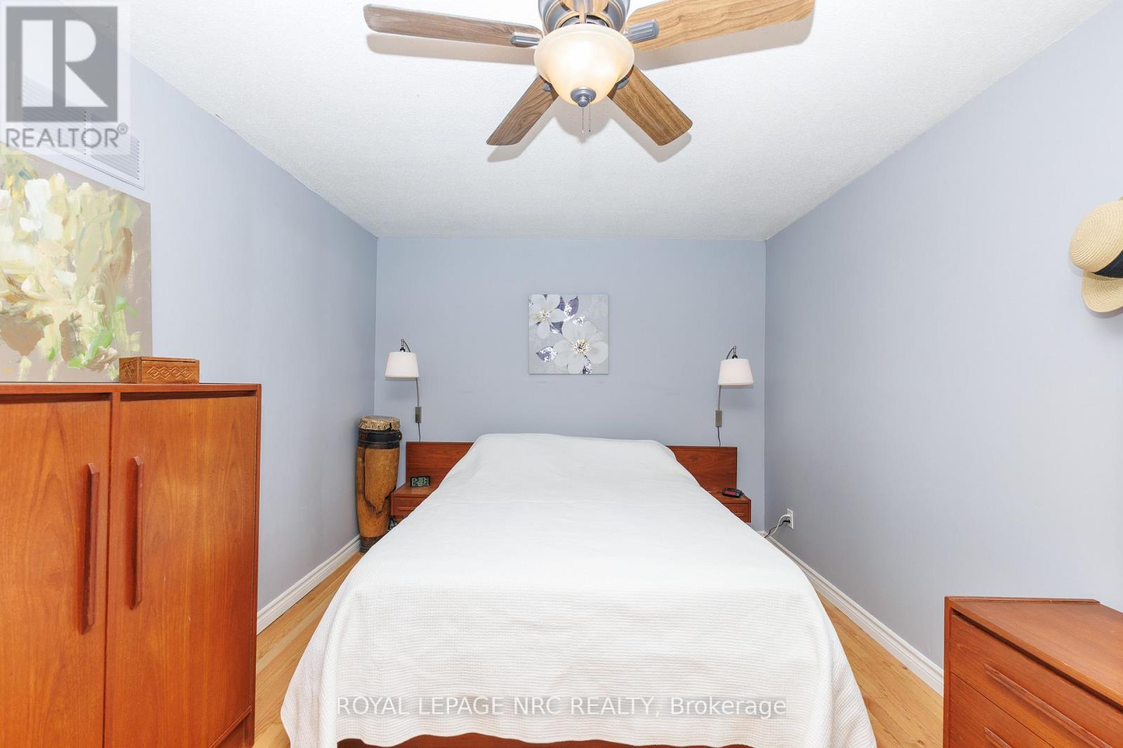 #64 77 LINWELL ROAD - 21