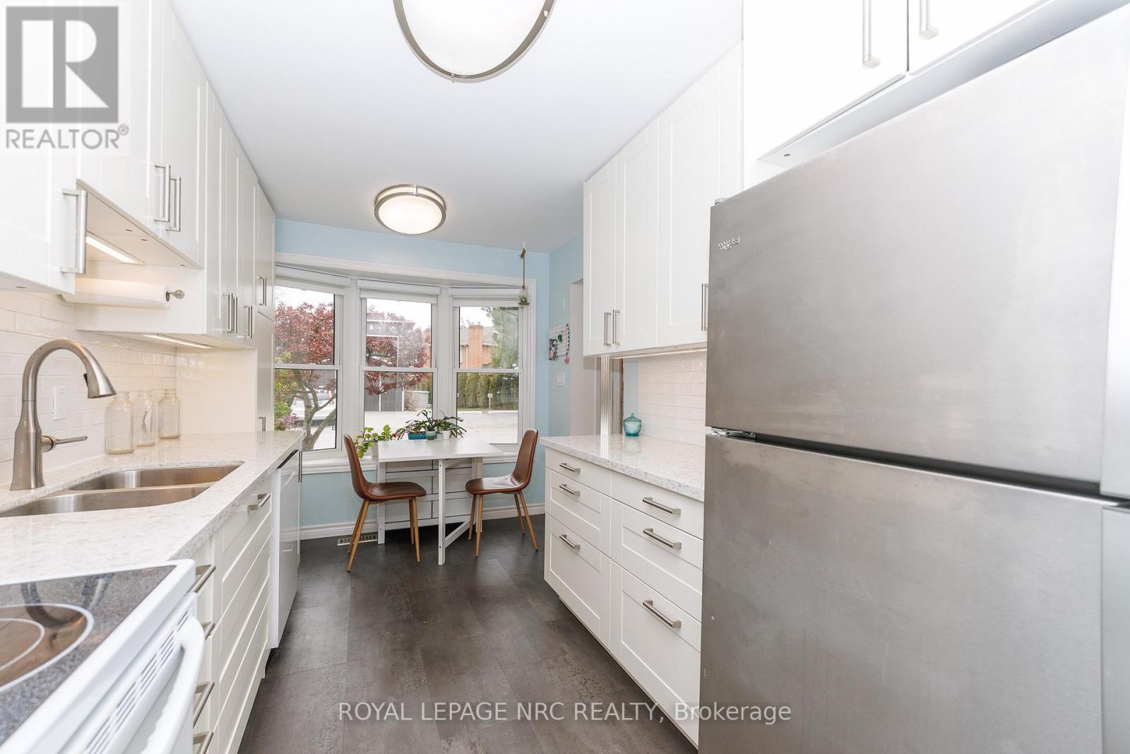 #64 77 LINWELL ROAD - 5
