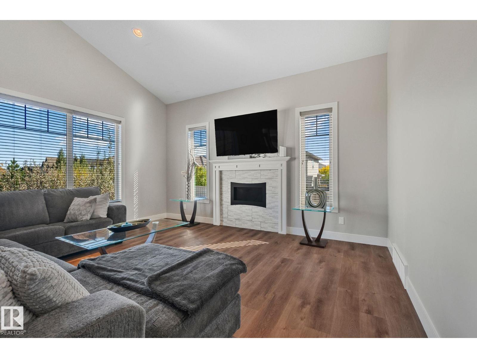 67 ENCHANTED WY NW, St. Albert