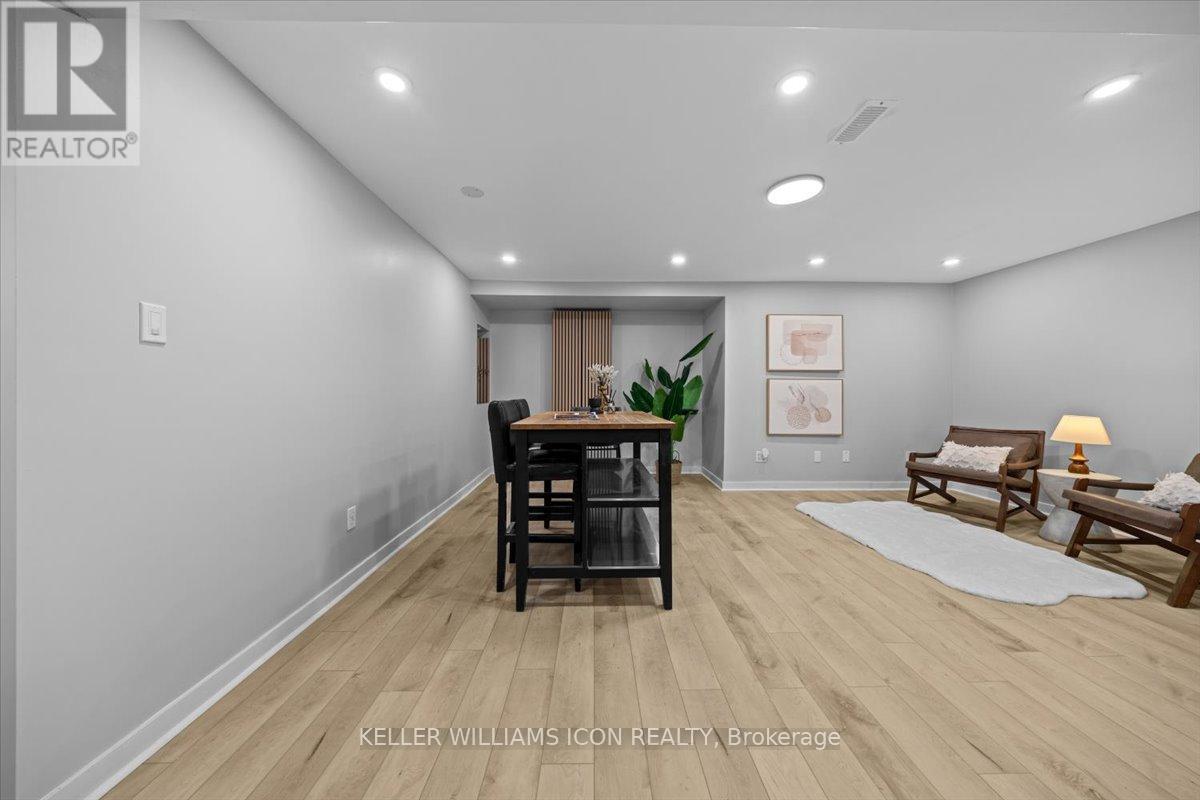 45 EPWORTH AVENUE - 24
