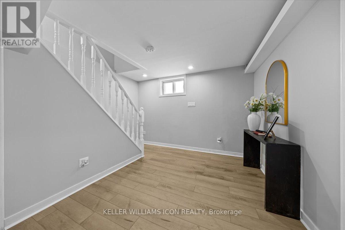 45 EPWORTH AVENUE - 22