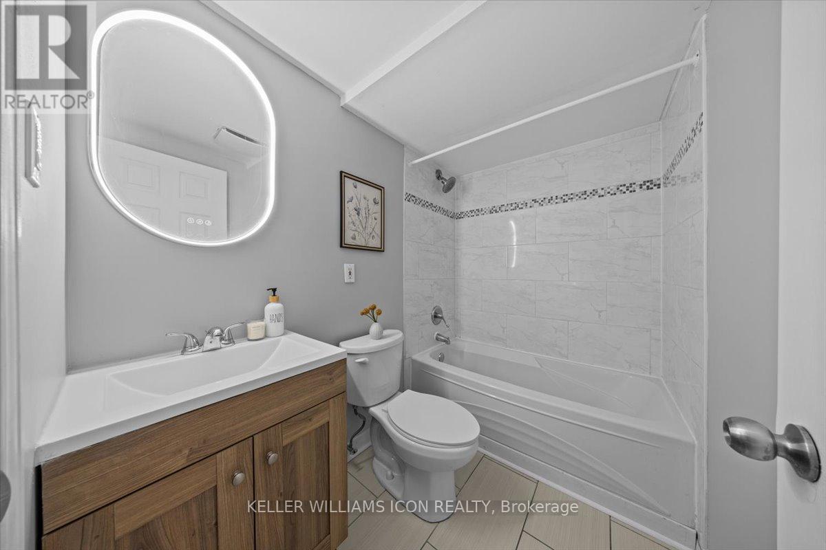 45 EPWORTH AVENUE - 31