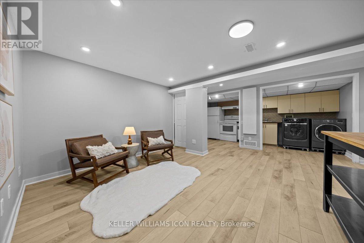 45 EPWORTH AVENUE - 25