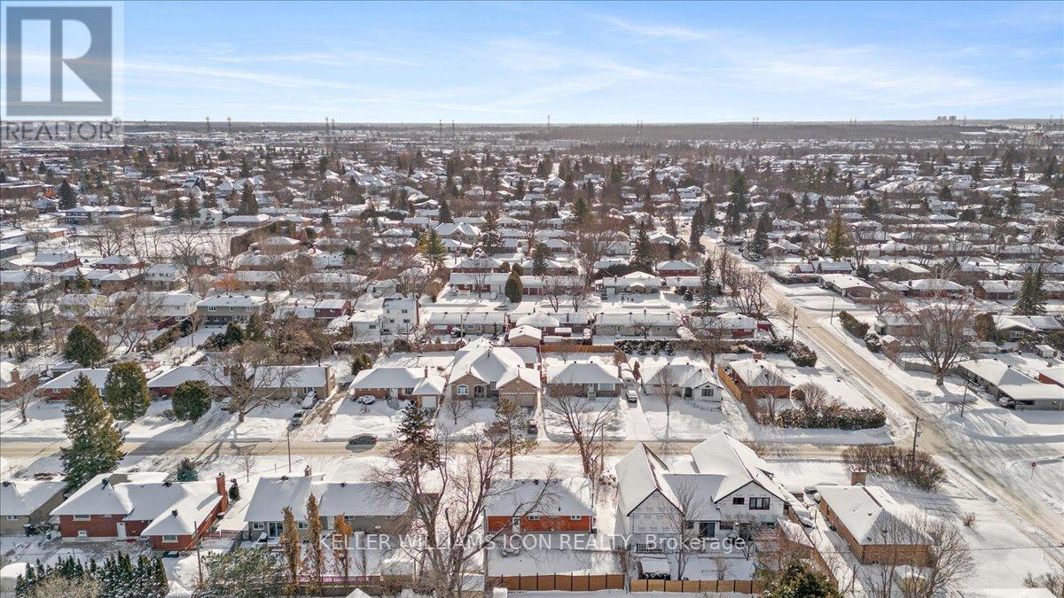 45 EPWORTH AVENUE - 34