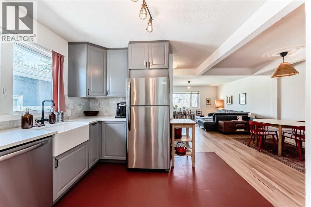 2709 16A Street NW — photo 10